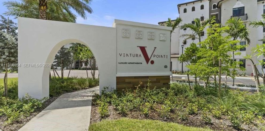 Apartamento en Pembroke Pines, Florida 1 dormitorio, 69.77 m2 № 2029004