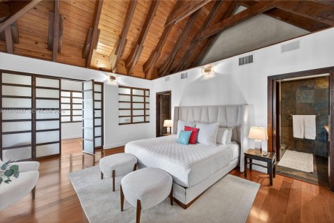 Casa en alquiler en Miami Beach, Florida, 6 dormitorios, 478.08 m2 № 2031035 - foto 27