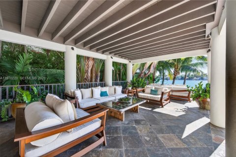 Casa en alquiler en Miami Beach, Florida, 6 dormitorios, 478.08 m2 № 2031035 - foto 14