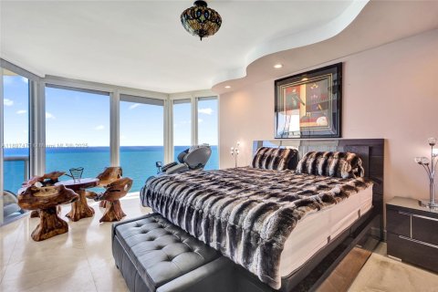 Condo in Sunny Isles Beach, Florida, 3 bedrooms № 2079520 - photo 20