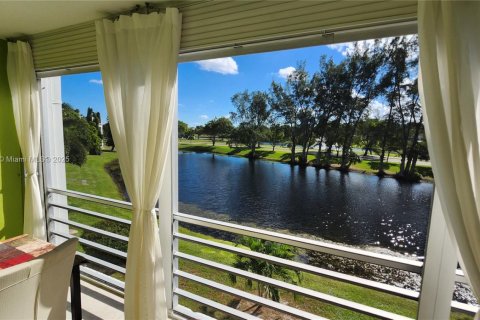 Copropriété à vendre à Deerfield Beach, Floride: 1 chambre, 65.03 m2 № 1976310 - photo 4