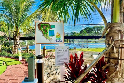 Copropriété à vendre à Deerfield Beach, Floride: 1 chambre, 65.03 m2 № 1976310 - photo 30