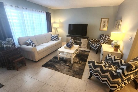 Copropriété à vendre à Deerfield Beach, Floride: 1 chambre, 65.03 m2 № 1976310 - photo 9