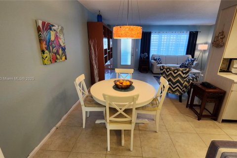 Copropriété à vendre à Deerfield Beach, Floride: 1 chambre, 65.03 m2 № 1976310 - photo 23