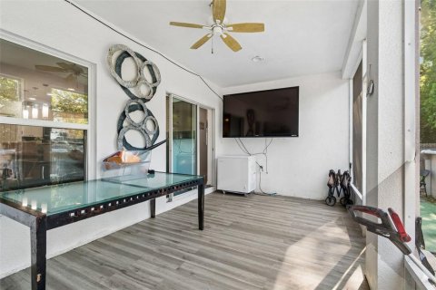House in Spring Hill, Florida 4 bedrooms, 239.13 sq.m. № 2277234 - photo 18