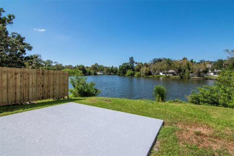 Villa ou maison à vendre à New Port Richey, Floride: 3 chambres, 133.04 m2 № 2398437 - photo 27