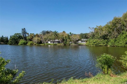Villa ou maison à vendre à New Port Richey, Floride: 3 chambres, 133.04 m2 № 2398437 - photo 23
