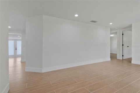 Villa ou maison à vendre à New Port Richey, Floride: 3 chambres, 133.04 m2 № 2398437 - photo 7