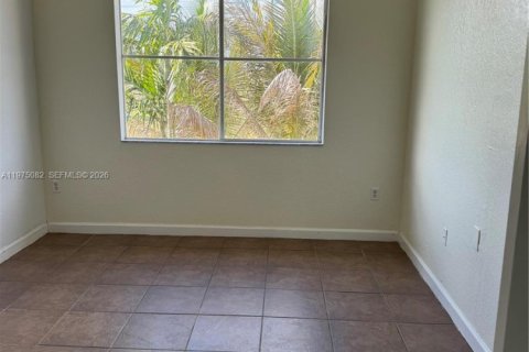 Copropriété à louer à Hialeah, Floride: 2 chambres, 89.84 m2 № 2046237 - photo 13