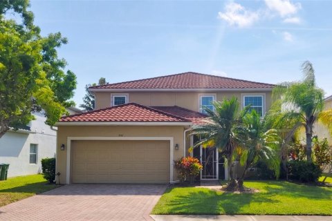 House in Cape Coral, Florida 5 bedrooms, 302.49 sq.m. № 2094317