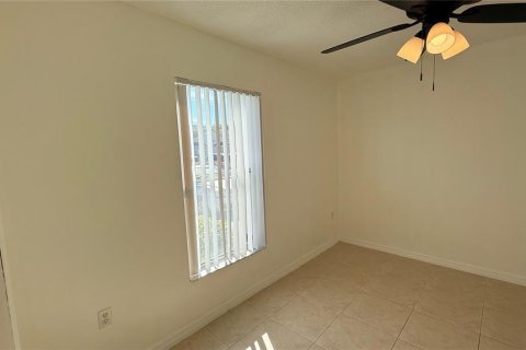 Touwnhouse à louer à Kissimmee, Floride: 3 chambres, 106.65 m2 № 2388673 - photo 26