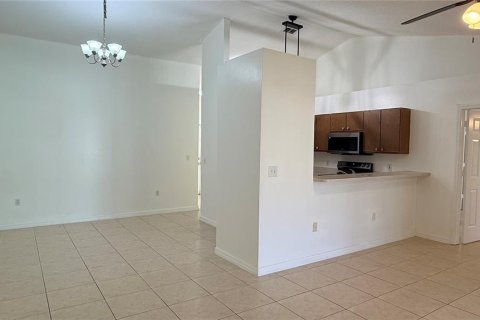 Touwnhouse à louer à Kissimmee, Floride: 3 chambres, 106.65 m2 № 2388673 - photo 8