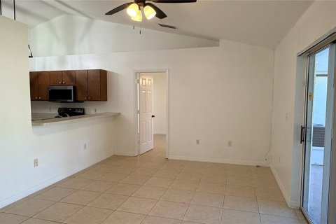 Touwnhouse à louer à Kissimmee, Floride: 3 chambres, 106.65 m2 № 2388673 - photo 7