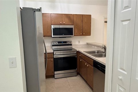 Touwnhouse à louer à Kissimmee, Floride: 3 chambres, 106.65 m2 № 2388673 - photo 11
