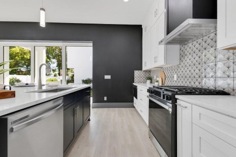 Villa ou maison à vendre à Orlando, Floride: 5 chambres, 288.65 m2 № 1259643 - photo 10