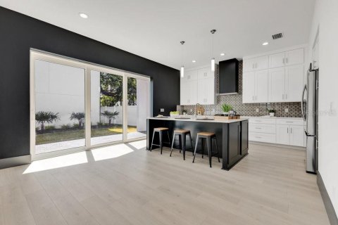 Villa ou maison à vendre à Orlando, Floride: 5 chambres, 288.65 m2 № 1259643 - photo 13