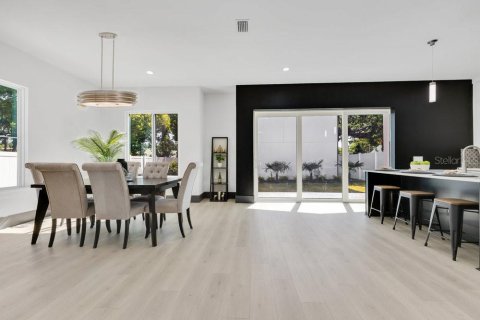 Villa ou maison à vendre à Orlando, Floride: 5 chambres, 288.65 m2 № 1259643 - photo 5