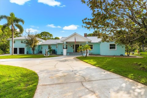 House in Tarpon Springs, Florida 3 bedrooms, 303.98 sq.m. № 1919409 - photo 22
