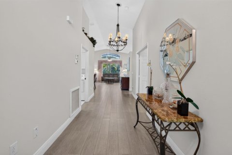 House in Boynton Beach, Florida 3 bedrooms, 182.27 sq.m. № 2394634 - photo 7