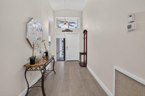 House in Boynton Beach, Florida 3 bedrooms, 182.27 sq.m. № 2394634 - photo 10