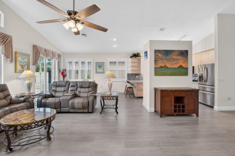 House in Boynton Beach, Florida 3 bedrooms, 182.27 sq.m. № 2394634 - photo 16