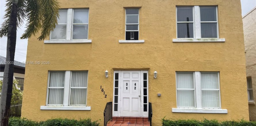 Appartement à Hollywood, Floride 1 chambre, 469.9 m2 № 2066593