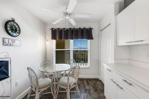 Condominio en venta en Bradenton, Florida, 1 dormitorio, 92.72 m2 № 2215582 - foto 12