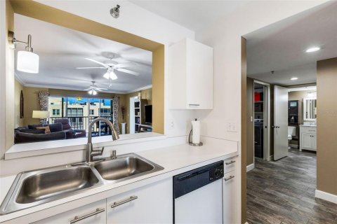 Condominio en venta en Bradenton, Florida, 1 dormitorio, 92.72 m2 № 2215582 - foto 16