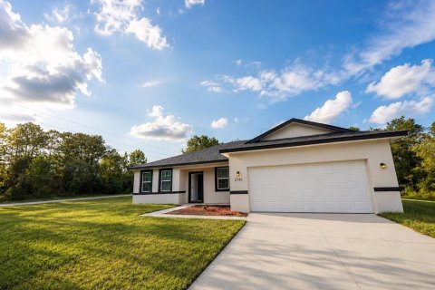 Villa ou maison à Citrus Springs, Floride 4 chambres, 167.69 m2 № 2318497