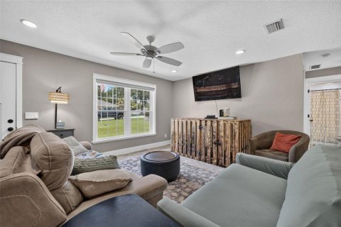 Villa ou maison à vendre à Summerfield, Floride: 3 chambres, 118.91 m2 № 2298373 - photo 7