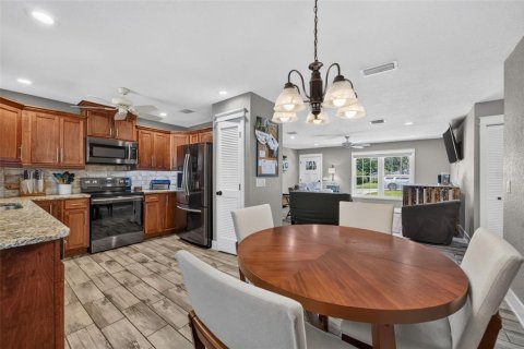 Villa ou maison à vendre à Summerfield, Floride: 3 chambres, 118.91 m2 № 2298373 - photo 12