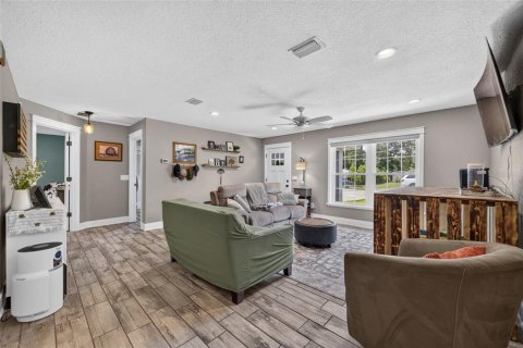 Villa ou maison à vendre à Summerfield, Floride: 3 chambres, 118.91 m2 № 2298373 - photo 9
