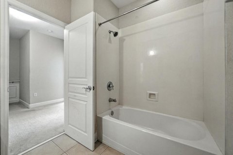 Copropriété à vendre à Davenport, Floride: 3 chambres, 191.29 m2 № 1883975 - photo 19