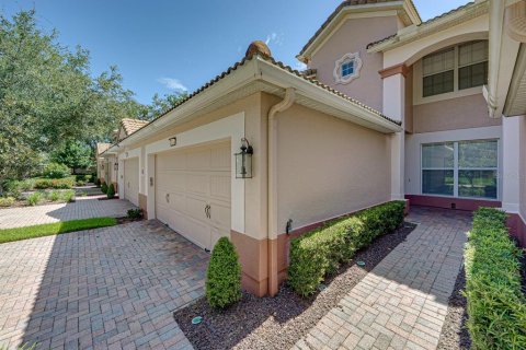 Copropriété à vendre à Davenport, Floride: 3 chambres, 191.29 m2 № 1883975 - photo 2