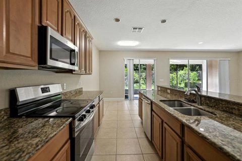 Copropriété à vendre à Davenport, Floride: 3 chambres, 191.29 m2 № 1883975 - photo 8