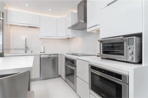Condominio en venta en Miami, Florida, 2 dormitorios, 180.69 m2 № 2339910 - foto 20