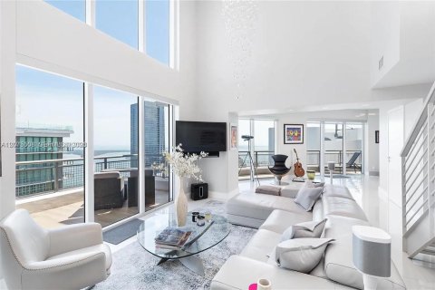 Condominio en venta en Miami, Florida, 2 dormitorios, 180.69 m2 № 2339910 - foto 4