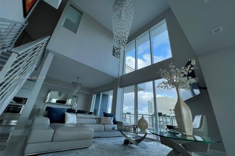 Condominio en venta en Miami, Florida, 2 dormitorios, 180.69 m2 № 2339910 - foto 8