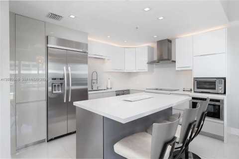 Condominio en venta en Miami, Florida, 2 dormitorios, 180.69 m2 № 2339910 - foto 19