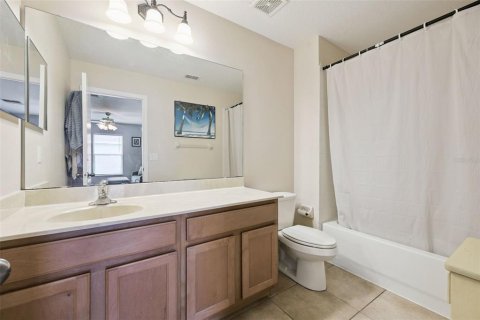Casa en venta en Eustis, Florida, 4 dormitorios, 231.33 m2 № 2195830 - foto 26