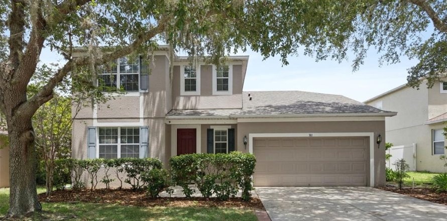 Casa en Eustis, Florida 4 dormitorios, 231.33 m2 № 2195830