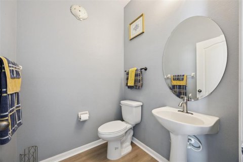 Casa en venta en Eustis, Florida, 4 dormitorios, 231.33 m2 № 2195830 - foto 17