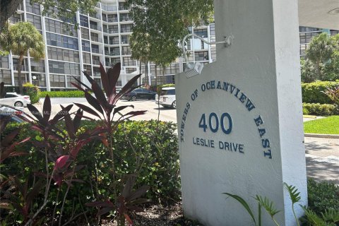 Copropriété à louer à Hallandale Beach, Floride: 1 chambre, 104.98 m2 № 1929504 - photo 28