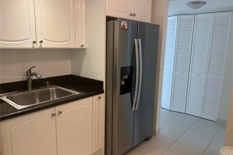 Condo à Hallandale Beach, Floride, 1 chambre № 1929504