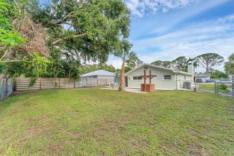 Villa ou maison à vendre à Sarasota, Floride: 4 chambres, 133.5 m2 № 1816853 - photo 28