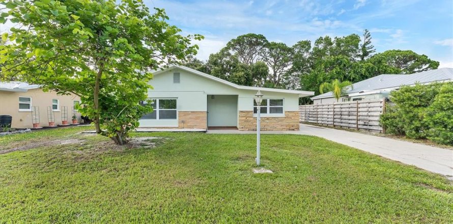 Villa ou maison à Sarasota, Floride 4 chambres, 133.5 m2 № 1816853