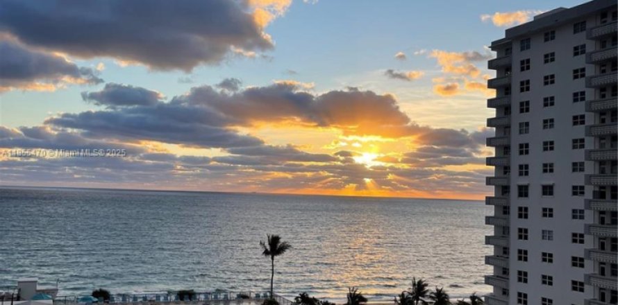 Condo in Fort Lauderdale, Florida, 2 bedrooms  № 1881765