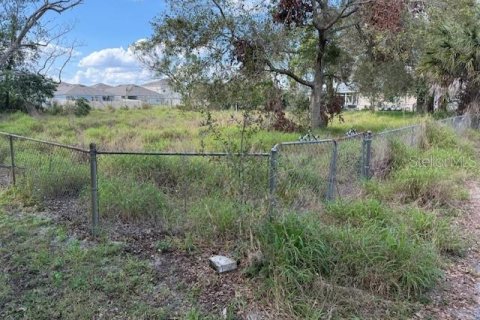 House in Winter Haven, Florida 3 bedrooms, 120.4 sq.m. № 1508816 - photo 12