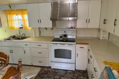 House in Winter Haven, Florida 3 bedrooms, 120.4 sq.m. № 1508816 - photo 4