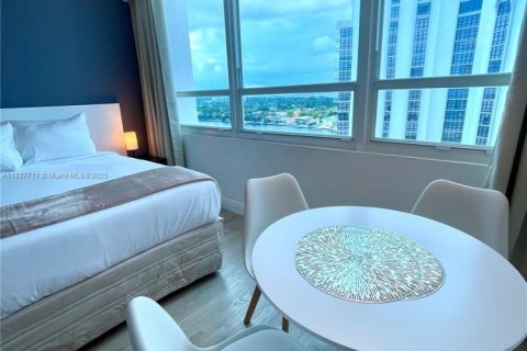 Condominio en venta en Miami Beach, Florida, 37.16 m2 № 1822252 - foto 13